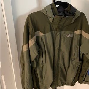 Men’s North Face Large Jacket